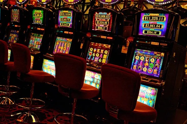 Live Sic Bo dealer table with three dice and betting layout